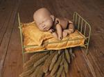 Cama metal vintage pequeña  | 10020 | Atrezzo infantil diferente para tus sesiones