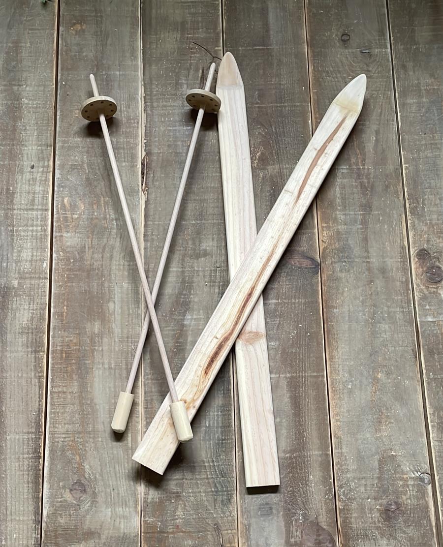 Skis | 13129 | Atrezzo infantil diferente para tus sesiones