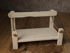 banco vintage infantil  | 10099 | Atrezzo diferente para tus sesiones